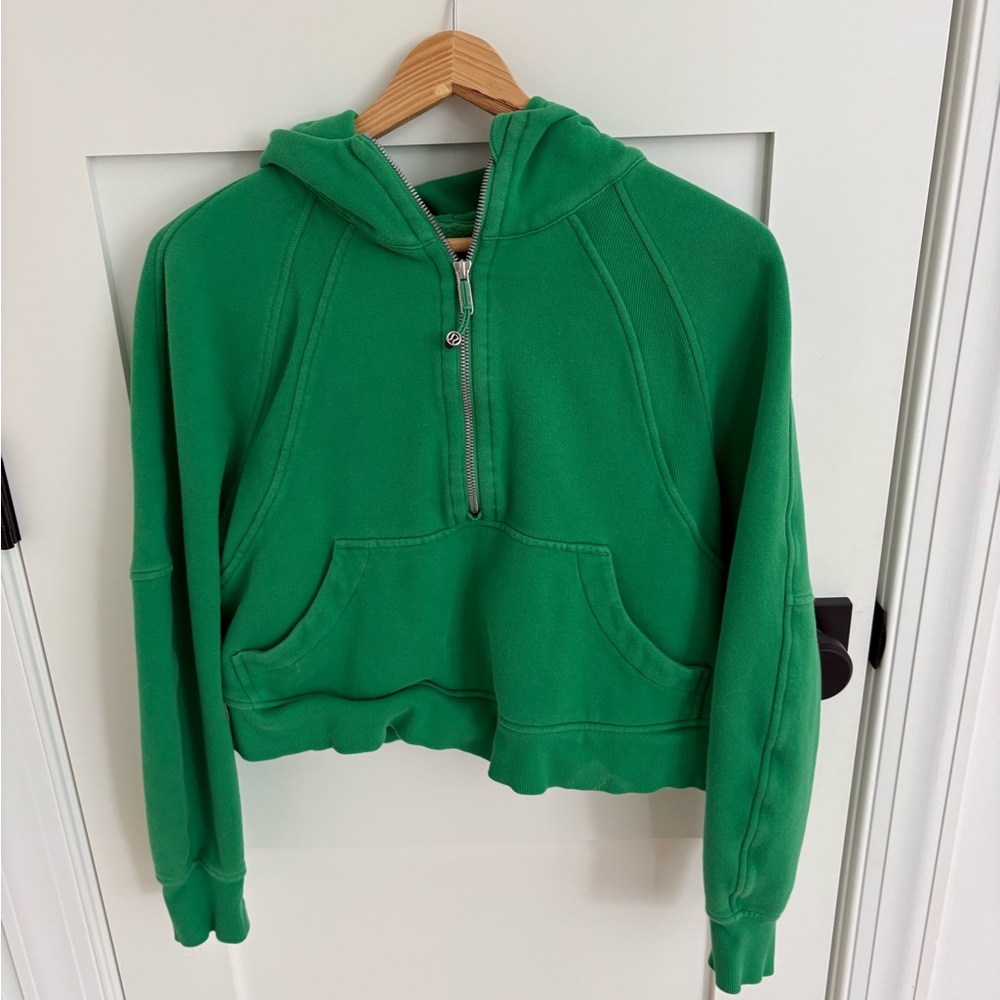 Lululemon Cropped Scuba Hoodie